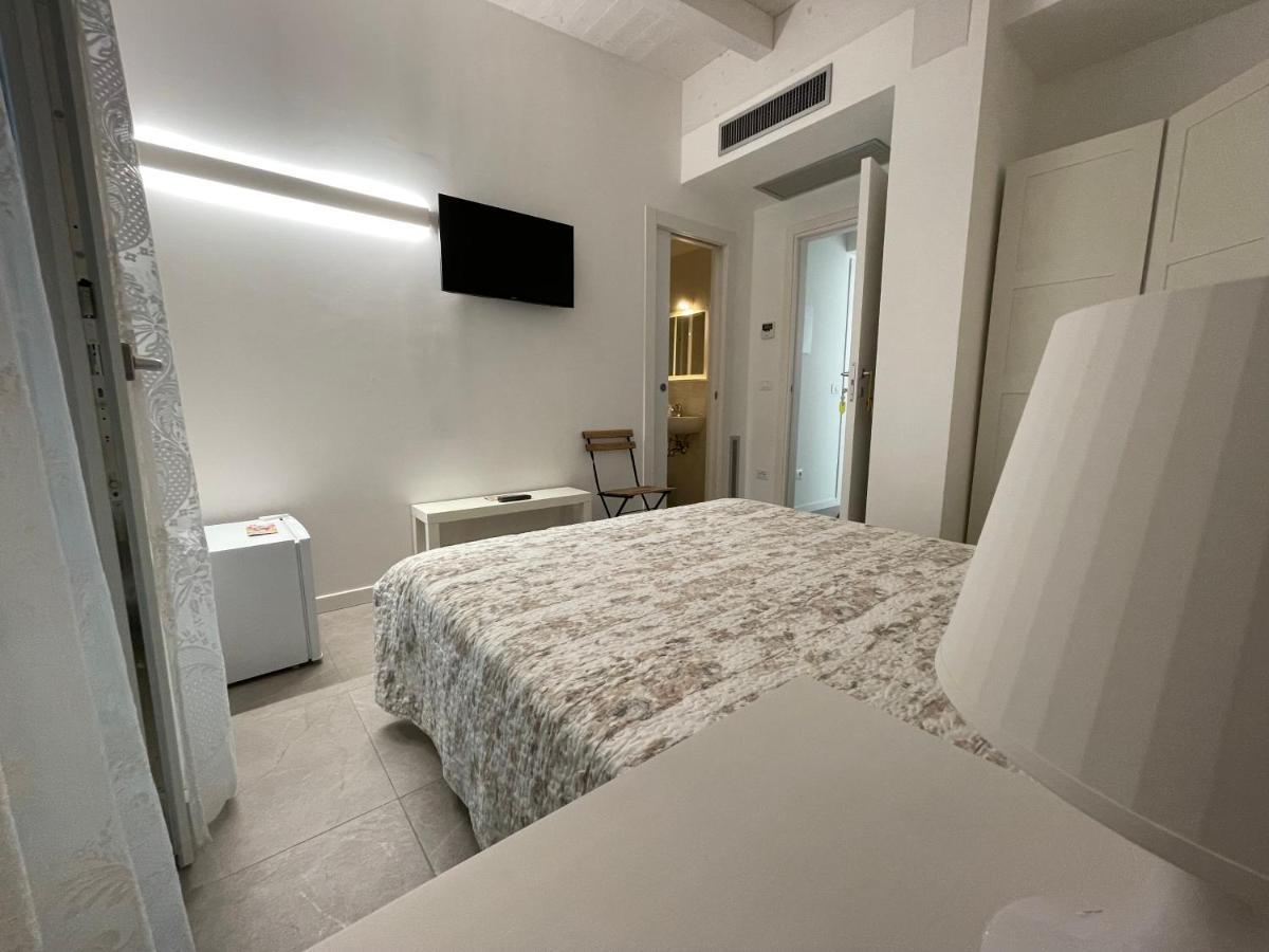 Azzurramare Bed & Breakfast Grottammare Exteriör bild